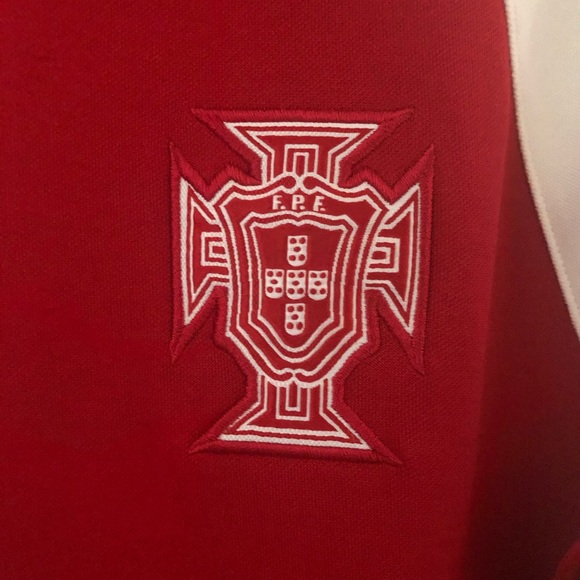 Nike Portugal Soccer Sweater - Picture 2 of 5